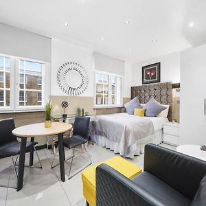 Deluxe Studio met een Queen Size Bed
